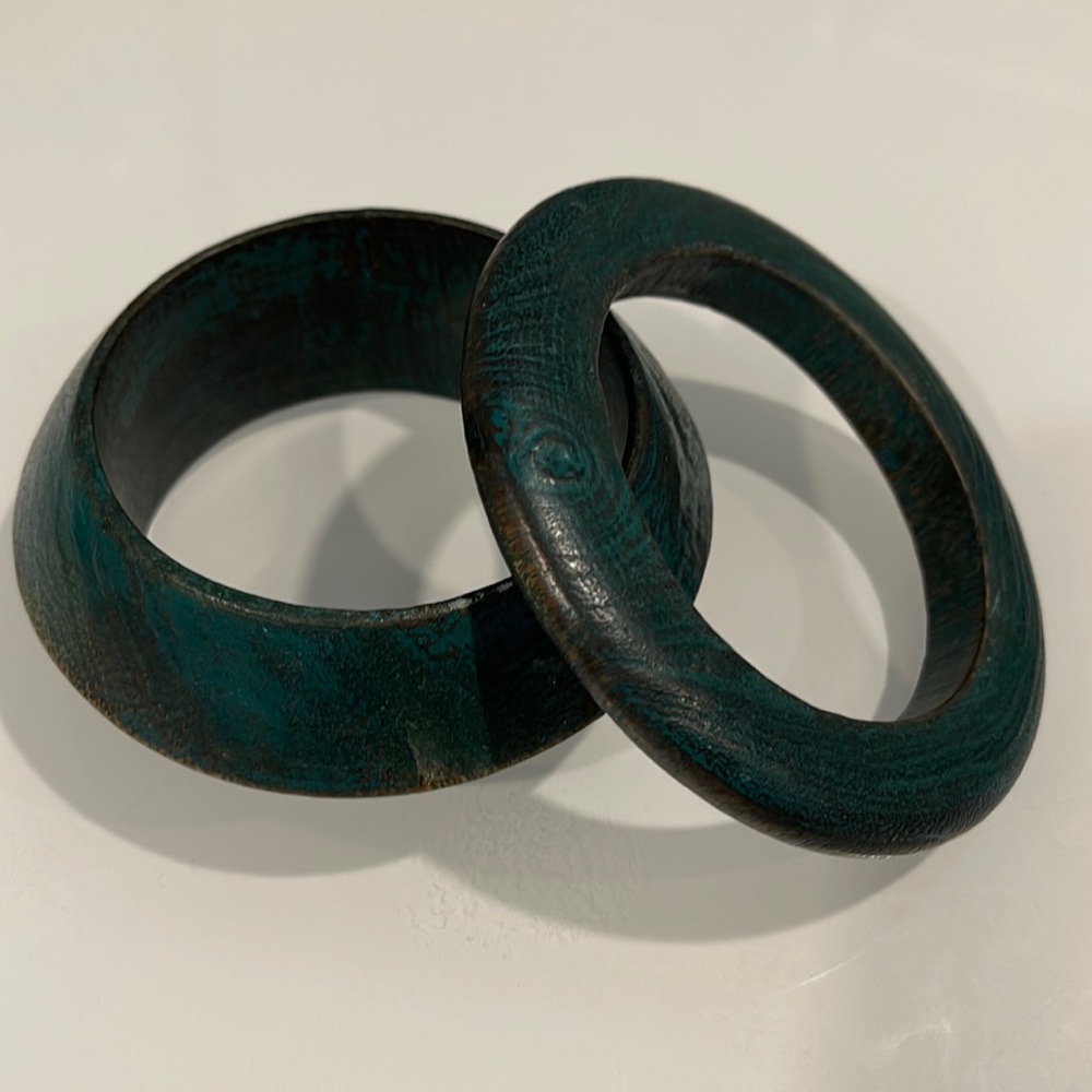 Fashion Jewelry - Rustic Wood Bracelet - Green